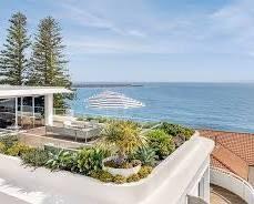 Brisbane Hotel Explorer