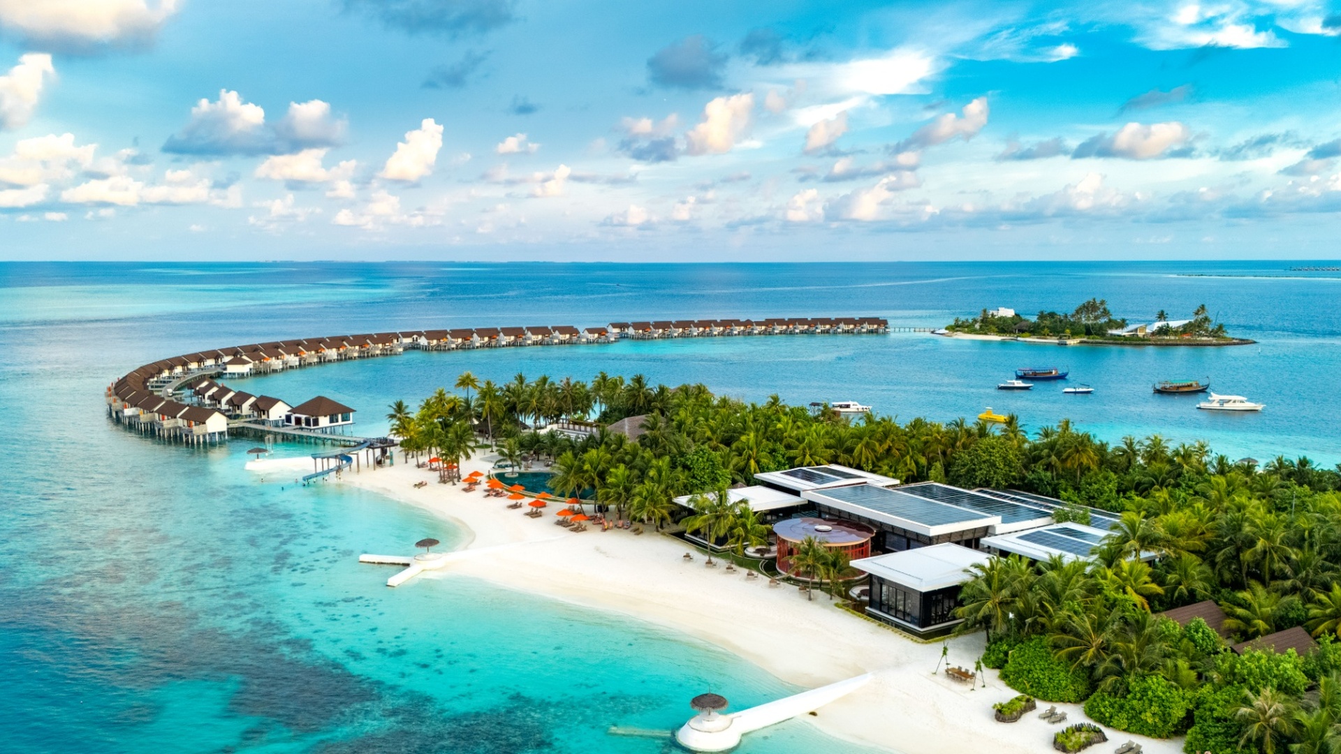 OBLU SELECT Sangeli & OBLU SELECT Lobigili